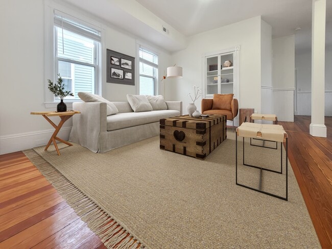 225 E Eagle St, Unit 2