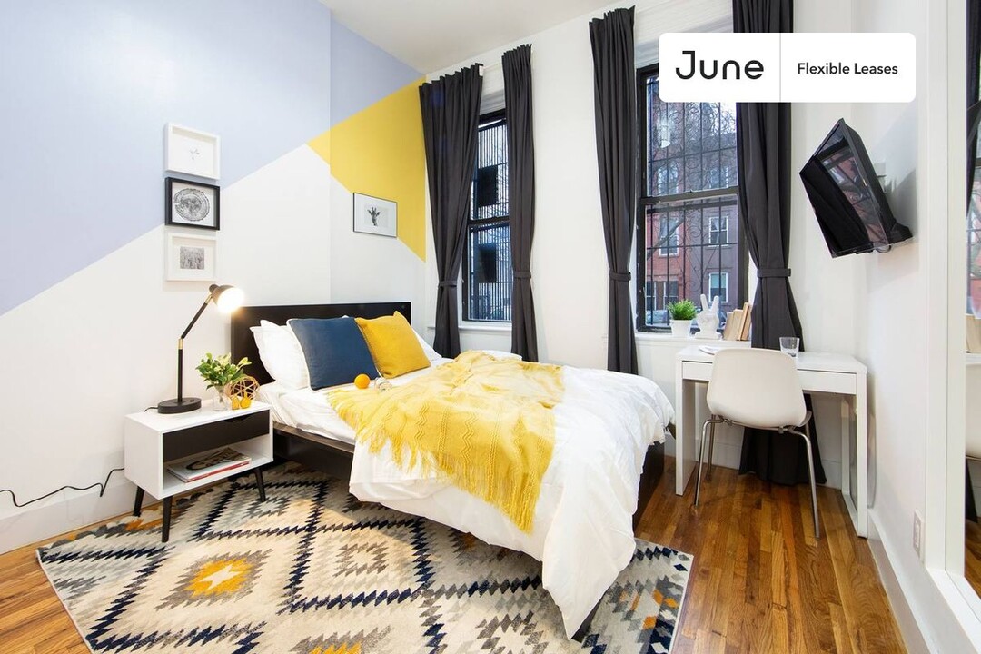 Cute Private ROOM in Fort Greene, Unit 1 in Brooklyn, NY - Building Photo
