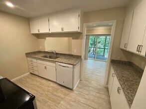 3553 Wildwood Ln in Lafayette, CA - Building Photo - Building Photo