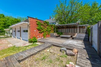 1631 Lakewood Ave, Unit Downstairs Unit in Lakewood, OH - Foto de edificio - Building Photo