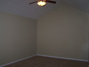 7340 Long Shot Ln in Knoxville, TN - Foto de edificio - Building Photo