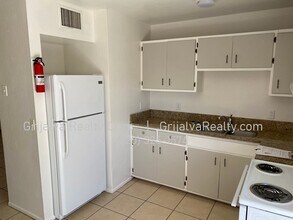 110-112 E Elm St in Tucson, AZ - Building Photo - Building Photo