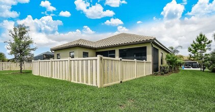 276 Carlino Dr in Nokomis, FL - Building Photo - Building Photo