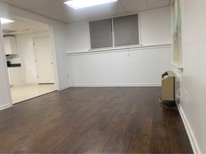 626 Chesterfield Dr, Unit 1 in Lawrenceville, GA - Foto de edificio - Building Photo