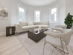 86 Fayston St, Unit 1 in Boston, MA - Foto de edificio - Building Photo