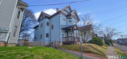 113 Fairview St in New Britain, CT - Building Photo - Building Photo