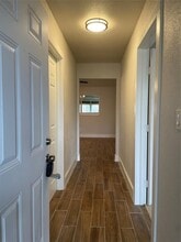 9743 Grenadier Dr in Houston, TX - Building Photo - Building Photo