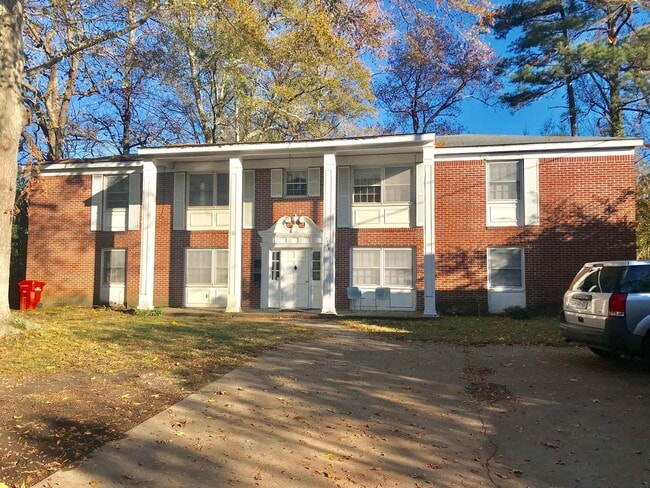 property at 1108 Weeks St