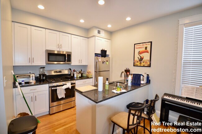 property at 405 S Huntington Ave
