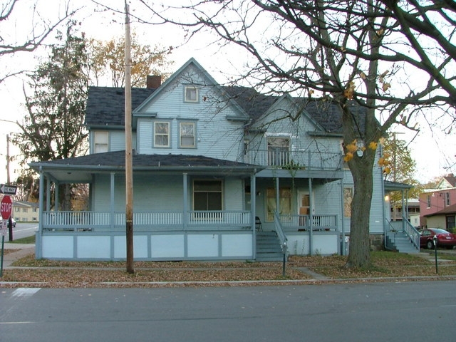 702 Emmet St in Ypsilanti, MI - Building Photo - Building Photo