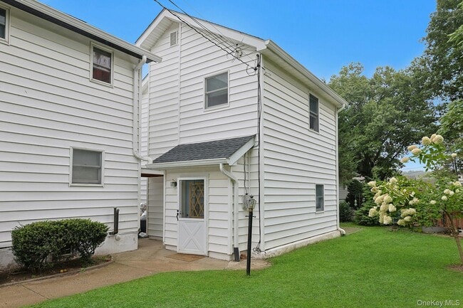 property at 27 Leroy Ave