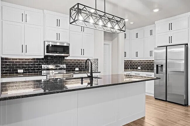 property at 510 W 4th St