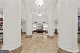 2121 Jamieson Ave, Unit 1406 in Alexandria, VA - Foto de edificio - Building Photo