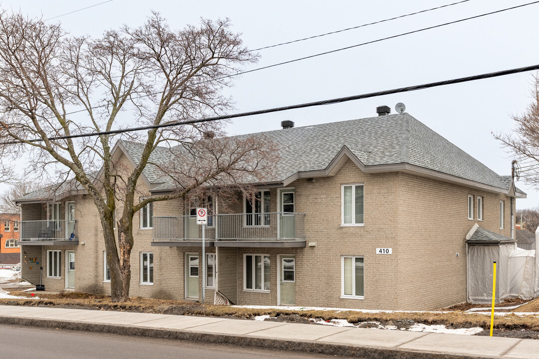 410 Saint-Omer St in Lévis, QC - Building Photo