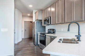 The Preserve at Prairie Lakes in Sun Prairie, WI - Foto de edificio - Interior Photo