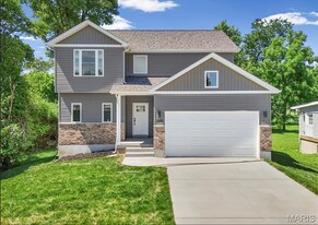 300 Vest Ave in Valley Park, MO - Building Photo