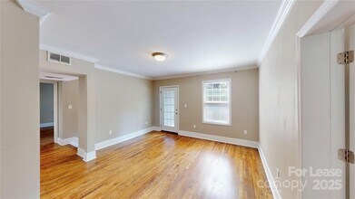 2131 Kirkwood Ave in Charlotte, NC - Building Photo - Building Photo