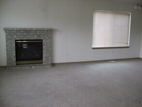 8136 Westcott Ln SE in Olympia, WA - Building Photo - Building Photo