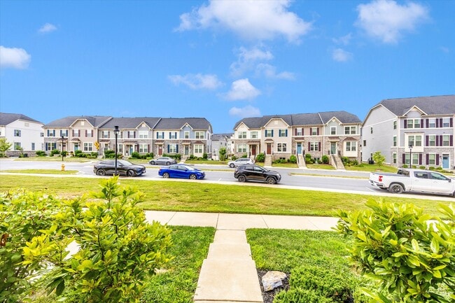 5824 Pecking Stone St in New Market, MD - Building Photo - Building Photo