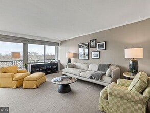 2401 Pennsylvania Ave, Unit 55 in Philadelphia, PA - Building Photo - Building Photo