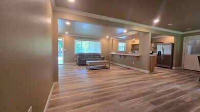 2122 W Lawson St in Fayetteville, AR - Building Photo - Building Photo