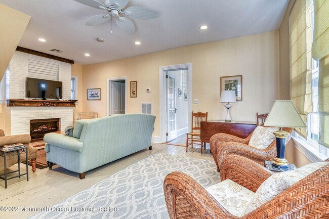 14 New York Ave in Ocean Grove, NJ - Building Photo - Building Photo