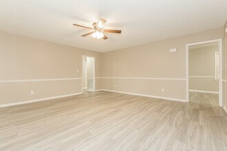 438 Pine Grove Rd in Madison, AL - Foto de edificio - Building Photo