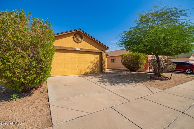 11602 W Bloomfield Rd in El Mirage, AZ - Building Photo - Building Photo
