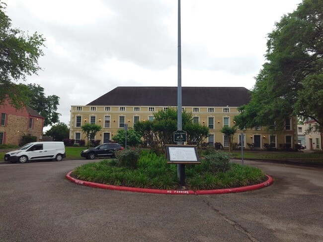 property at 5215 Arboles Dr