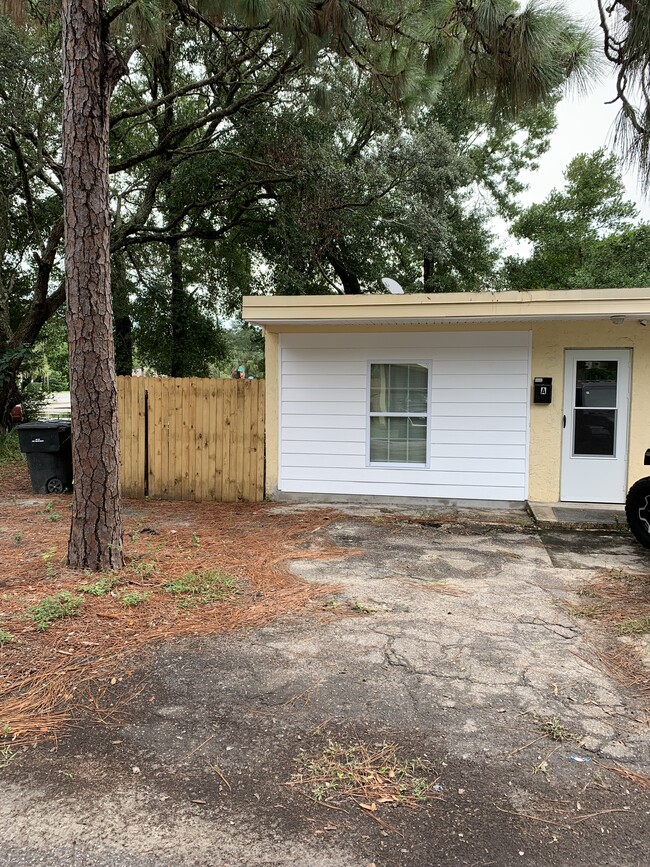 244 Hollywood Blvd SE, Unit A in Fort Walton Beach, FL - Building Photo - Building Photo