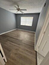 2451 Centergate Dr in Miramar, FL - Building Photo - Building Photo