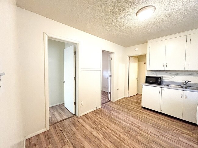property at 560-564 S 600 E