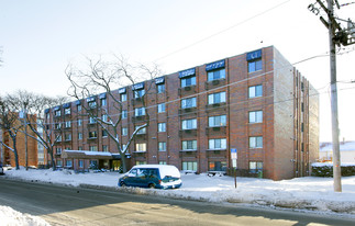 835 Pearson St Apartments