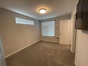 820 25th Ave S in Seattle, WA - Building Photo - Building Photo