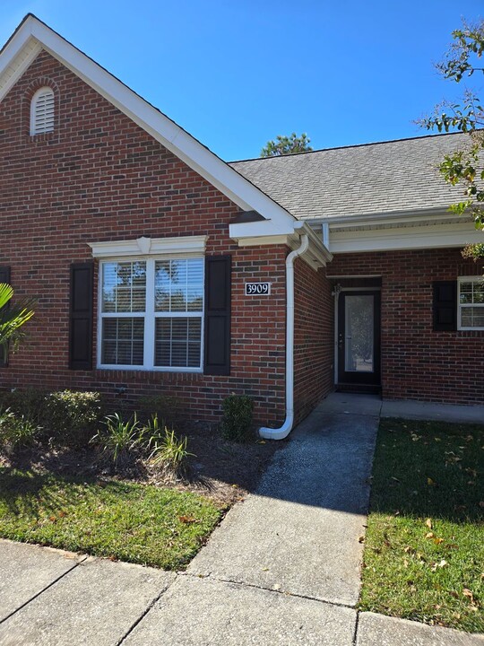 3909 Merestone Dr in Wilmington, NC - Building Photo