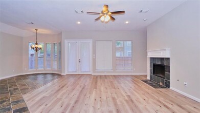 16110 Craigshire Ct in Spring, TX - Building Photo - Building Photo