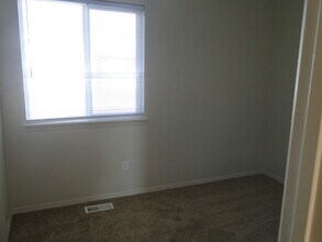 1905 S Ash Park Ln in Boise, ID - Building Photo - Building Photo