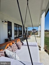 330 Majestic Ln in Charles Town, WV - Building Photo - Building Photo