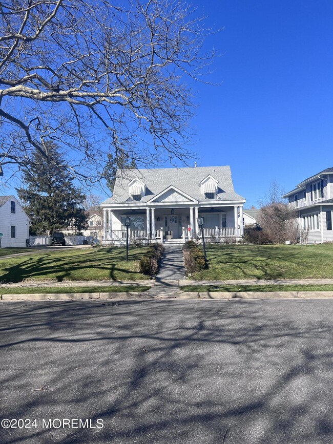 property at 115 Allen Ave