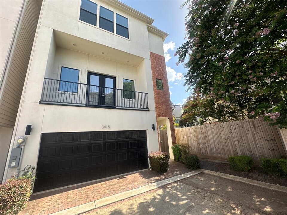 3415 Kensington Yellow Pl in Houston, TX - Building Photo