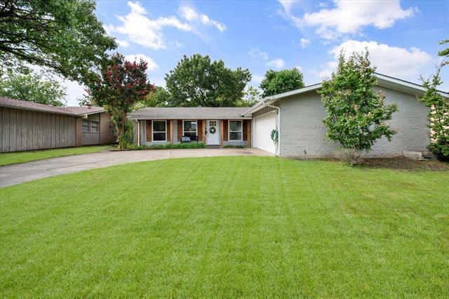 3234 High Lark Dr in Dallas, TX - Building Photo
