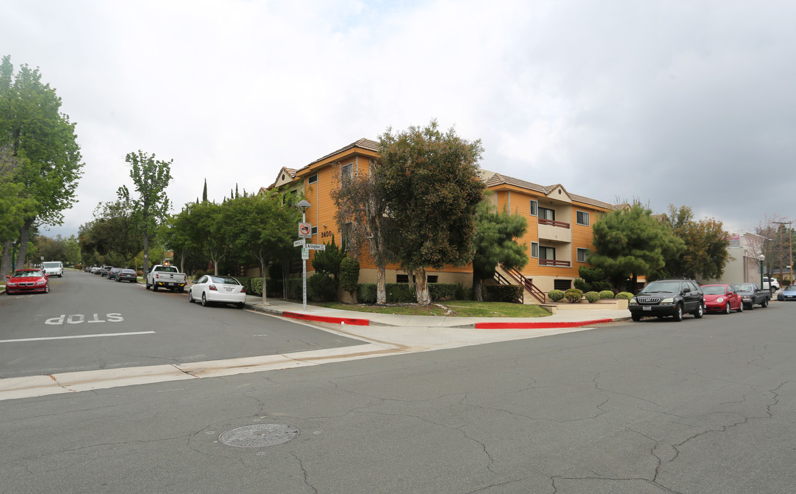 3400 Downing Ave in Glendale, CA - Foto de edificio