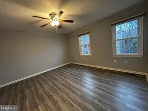 5910 Ambassador Way in Alexandria, VA - Building Photo - Building Photo