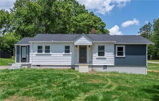 3140 S Stratford Rd in Winston-Salem, NC - Building Photo