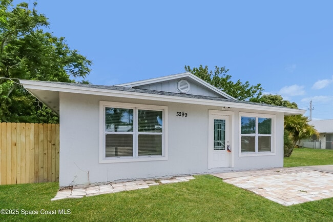 3299 SE Garden St in Stuart, FL - Building Photo - Building Photo