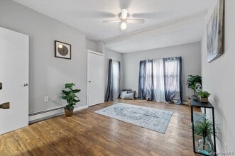 114-27 Bedell St in Queens, NY - Building Photo - Building Photo