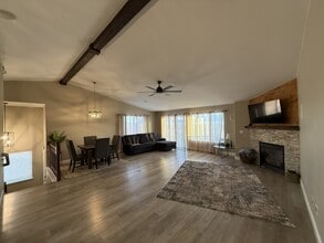 6160 S Clearview Loop in Wasilla, AK - Building Photo - Building Photo