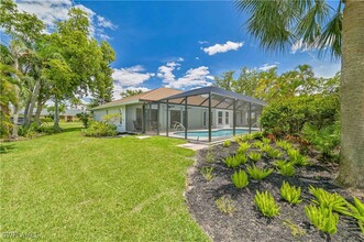 28211 Winthrop Cir in Bonita Springs, FL - Building Photo - Building Photo