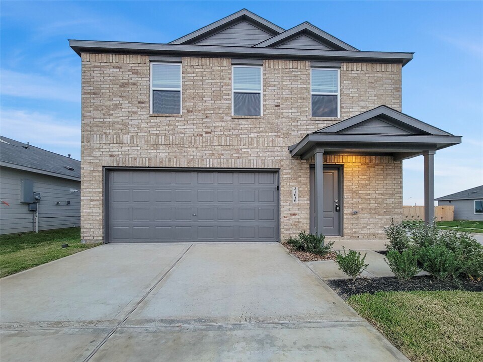21638 Cottonwood Mdws Trl in Waller, TX - Building Photo