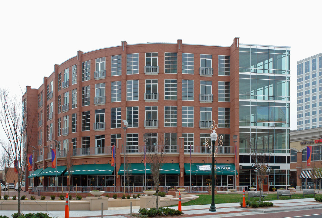 Studio 56 Lofts - Block 6 in Virginia Beach, VA - Foto de edificio